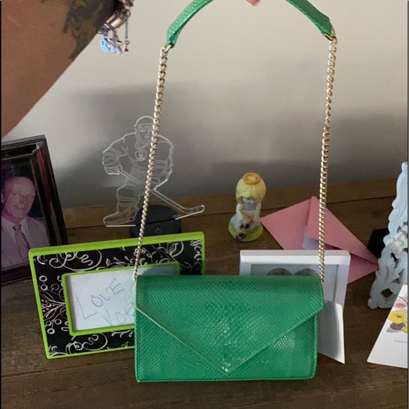 Annie® Athena-Emerald Green - Picture 2 of 7